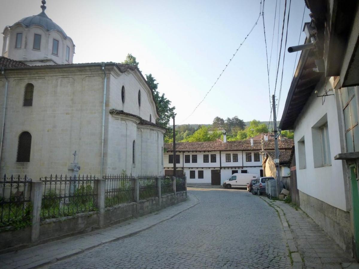 Razsukanova House , Разсукановата Къща Elena Esterno foto