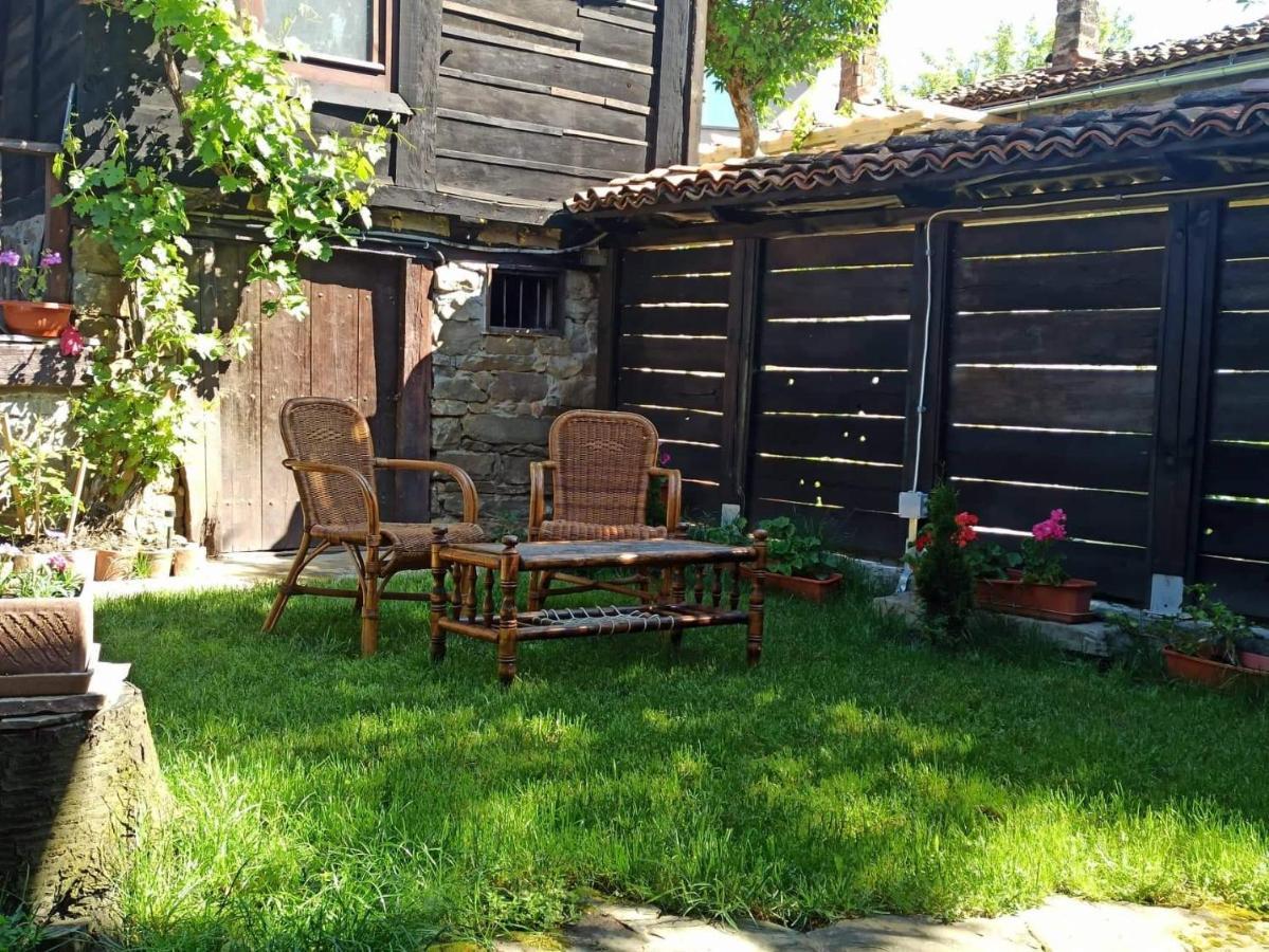 Razsukanova House , Разсукановата Къща Elena Esterno foto