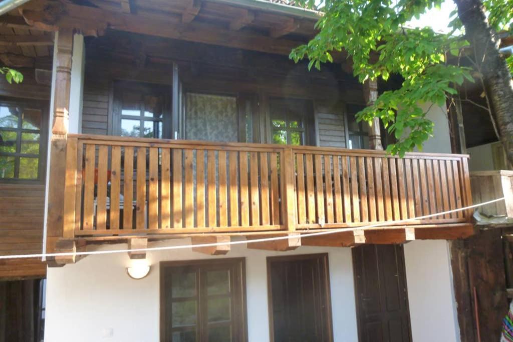 Razsukanova House , Разсукановата Къща Elena Esterno foto